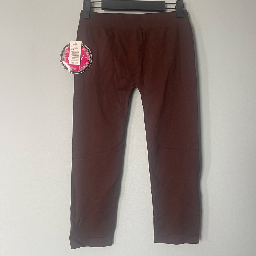 Capri Brown Quarter Length Leggings M